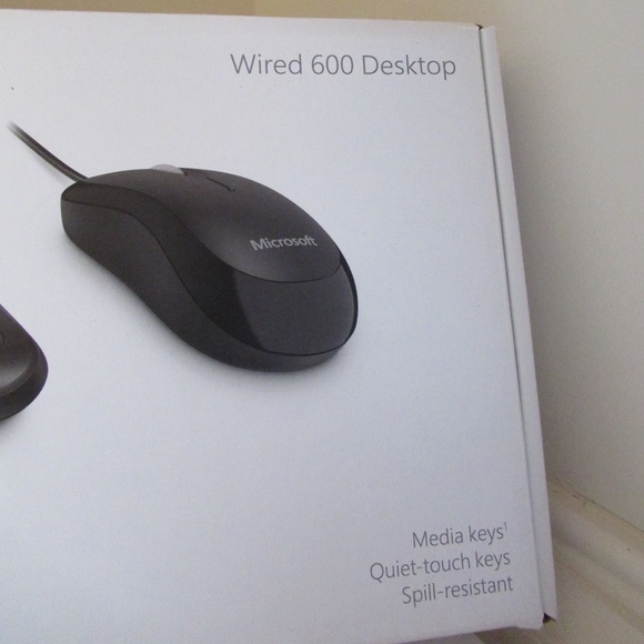 Microsoft Wired 600 Keyboard & Mouse set - Picture 4 of 9
